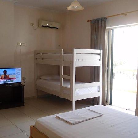 Apartment Urania_1 Саранде Екстериор снимка